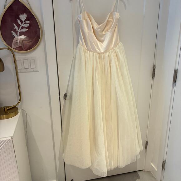 NWT Reformation Alouette Dress in Fior di Latte Sz 8 - Picture 3 of 14